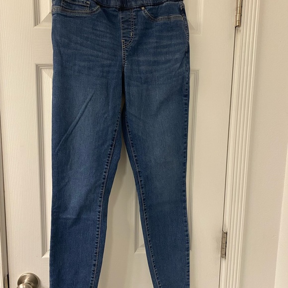 10L Levi Signature pull on skinny totally shaping stretch jeans - Picture 6 of 7